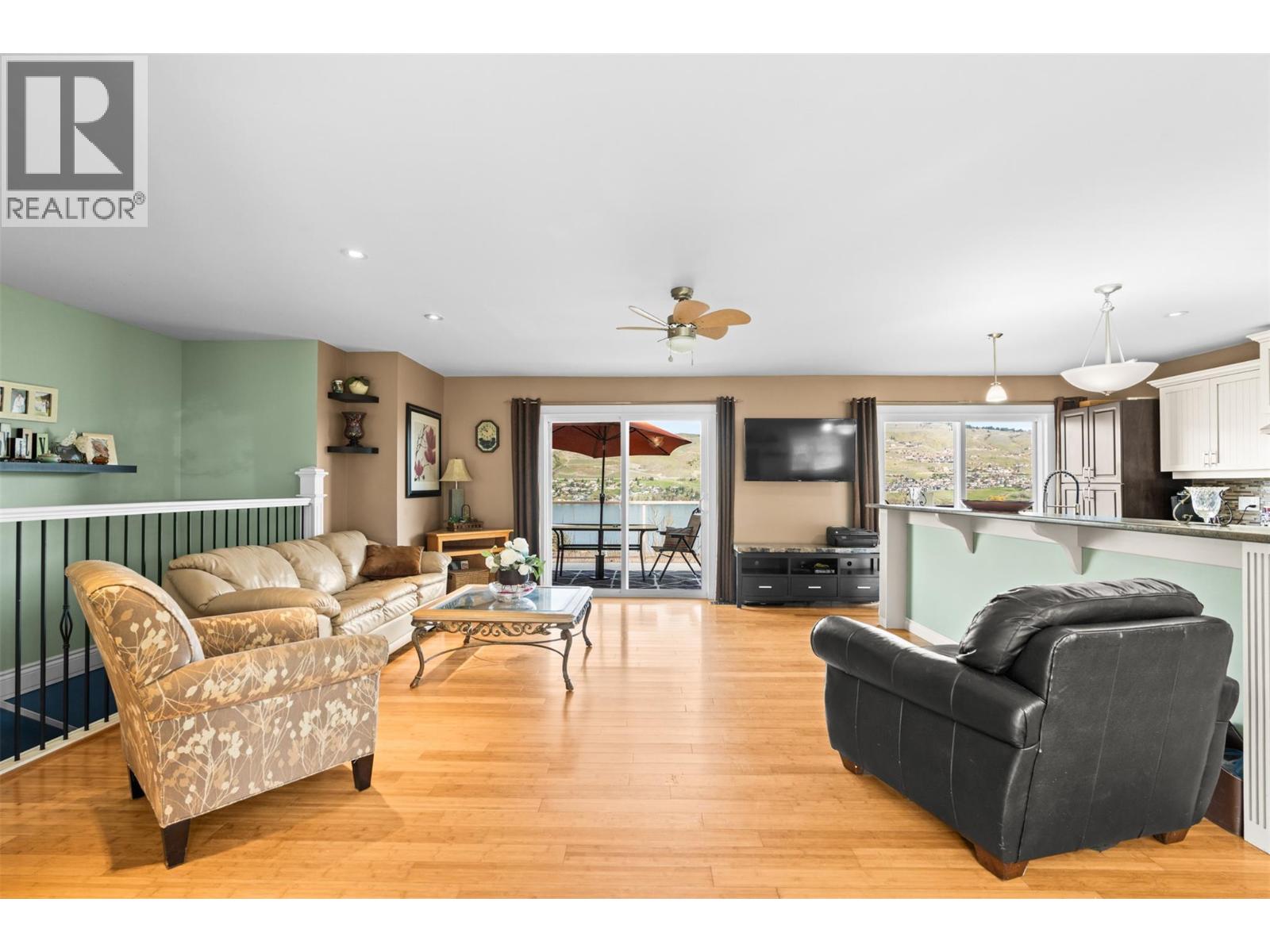 7339 Longacre Drive, Vernon, British Columbia  V1H 1H5 - Photo 8 - 10382801