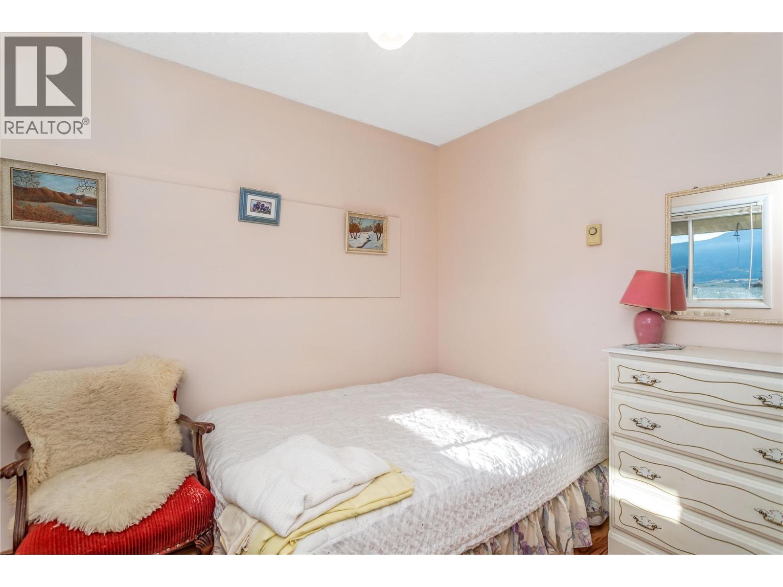 15370 Old Mission Road, Lake Country, British Columbia  V4V 2G5 - Photo 17 - 10382516