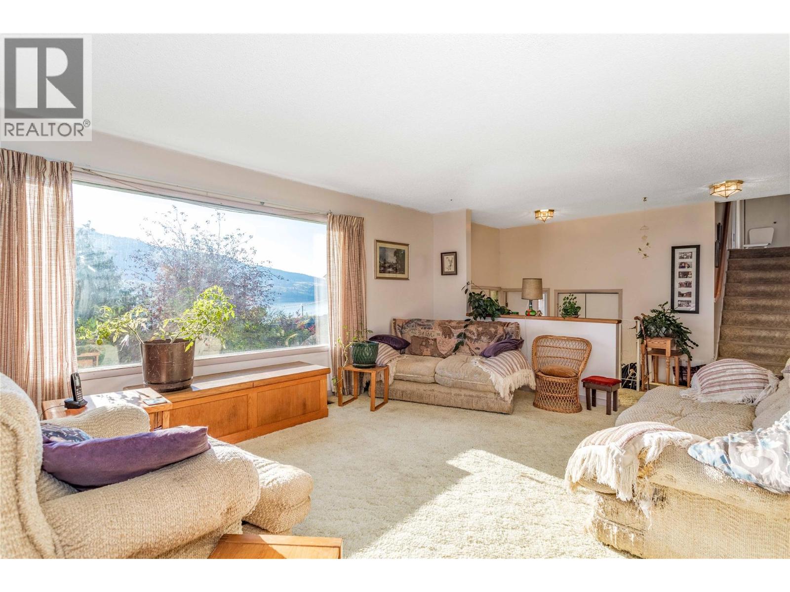 15370 Old Mission Road, Lake Country, British Columbia  V4V 2G5 - Photo 7 - 10382516