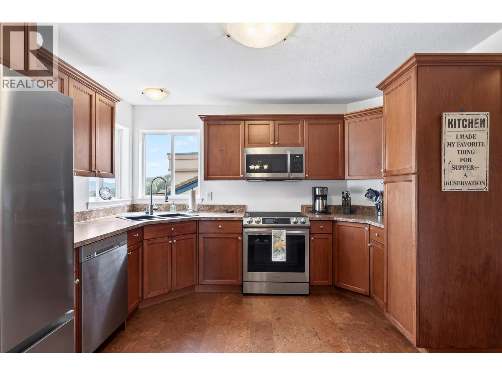 245 Whistler Drive Unit# 17, Kamloops, British Columbia  V2E 1W8 - Photo 14 - 10384072