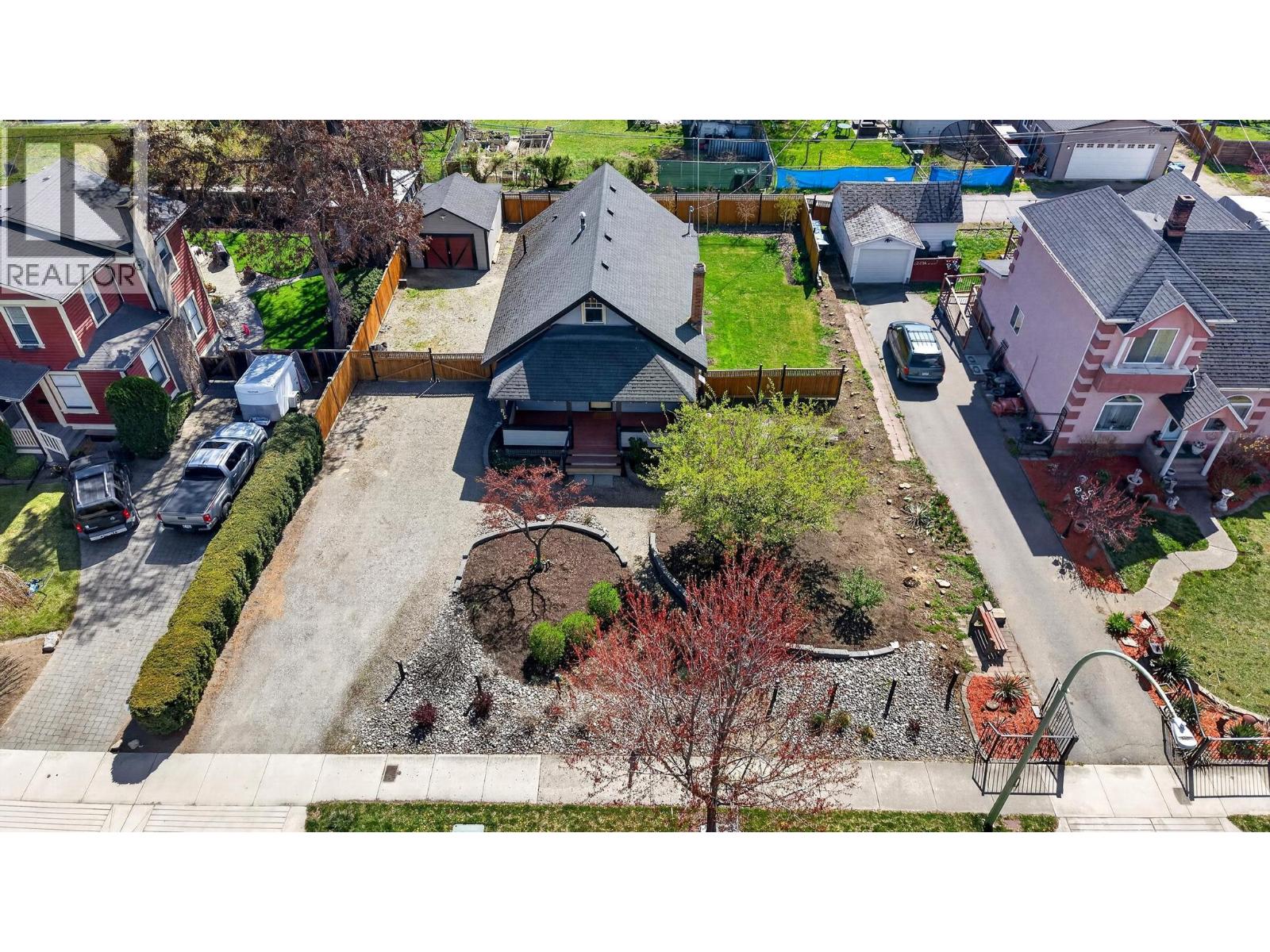 815 Lawrence Avenue, Kelowna, British Columbia  V1Y 6M1 - Photo 47 - 10381266