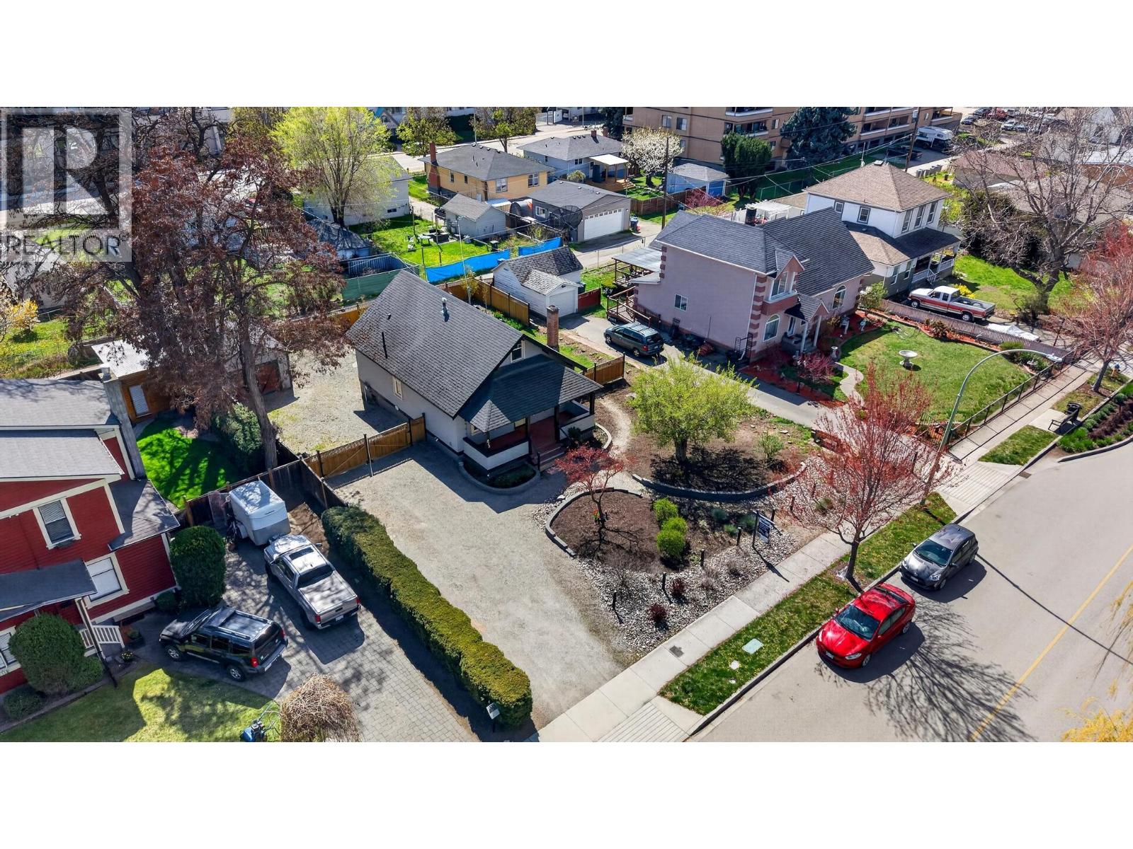 815 Lawrence Avenue, Kelowna, British Columbia  V1Y 6M1 - Photo 49 - 10381266