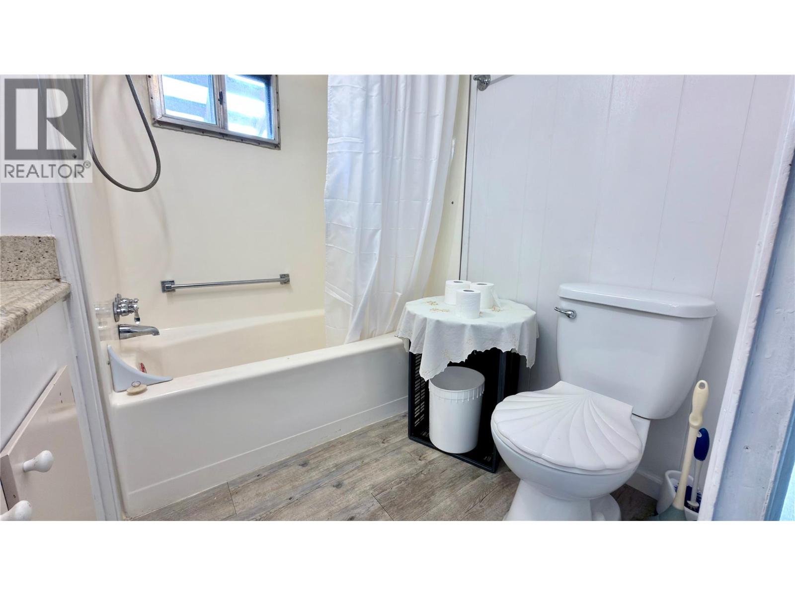 670 Central Avenue, Midway, British Columbia  V0H 1M0 - Photo 31 - 10384050