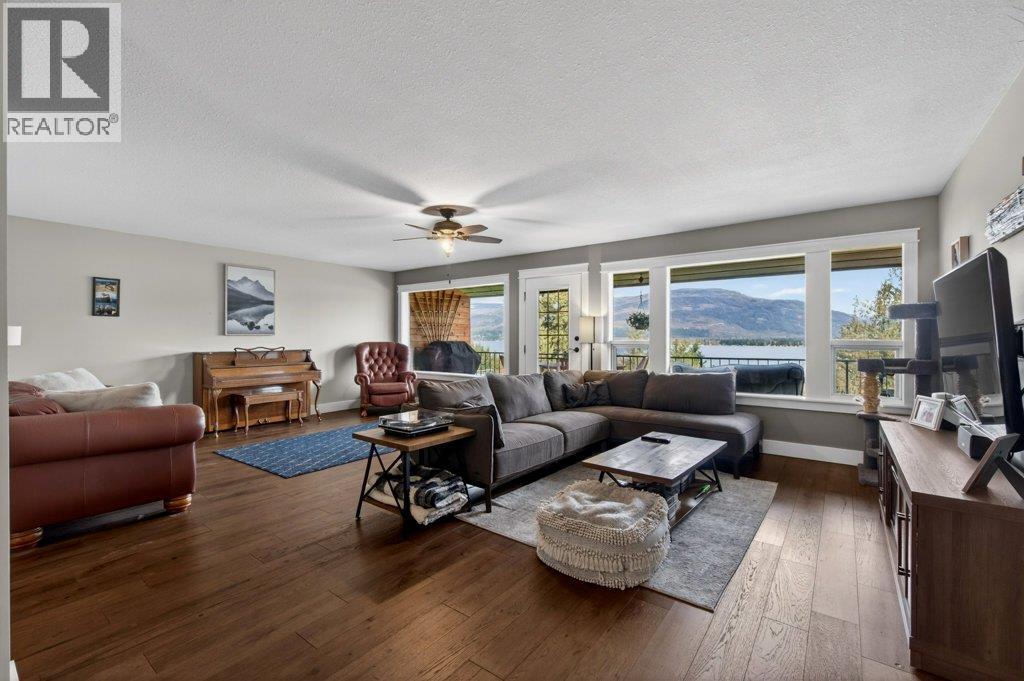 1261 Trans Canada Highway Unit# 3, Sorrento, British Columbia  V0E 2W0 - Photo 21 - 10383488