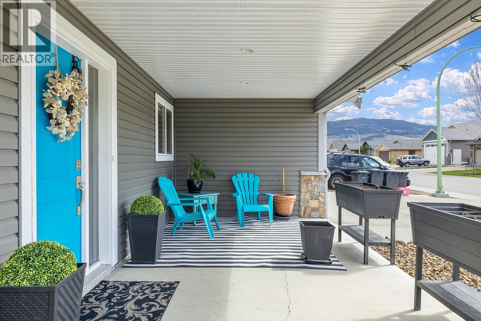 3166 Shetland Road, Kelowna, British Columbia  V1V 3B1 - Photo 4 - 10383933