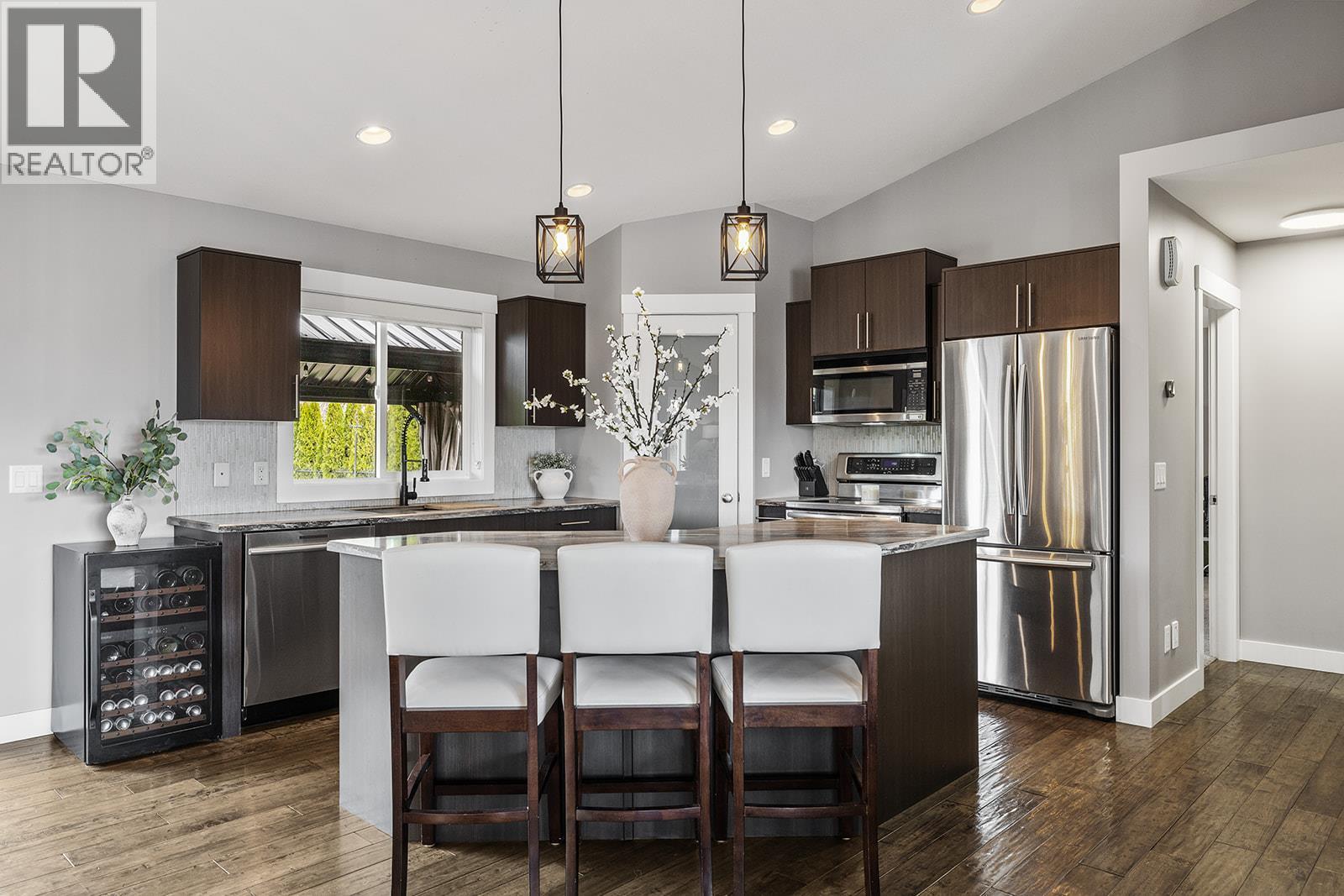 3166 Shetland Road, Kelowna, British Columbia  V1V 3B1 - Photo 8 - 10383933