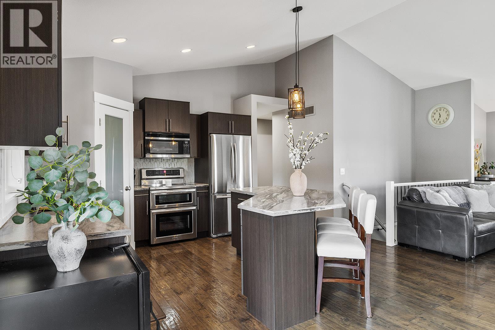 3166 Shetland Road, Kelowna, British Columbia  V1V 3B1 - Photo 9 - 10383933