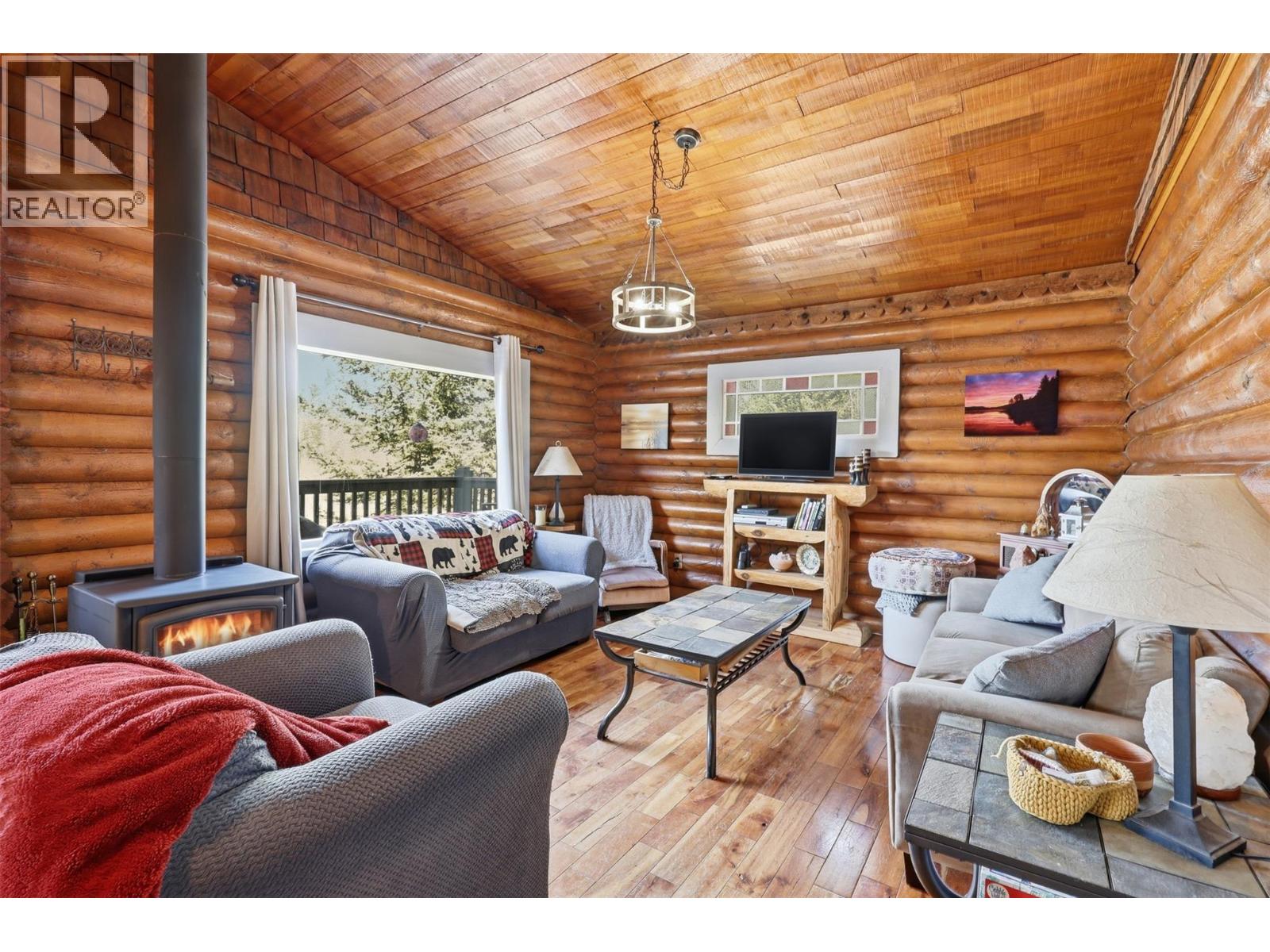 3267 Powell Road, Kamloops, British Columbia  V0E 3E1 - Photo 14 - 10383742