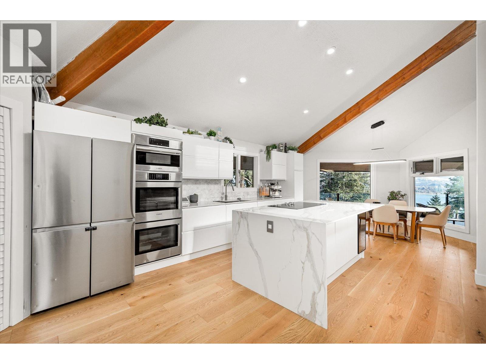 1446 Scott Crescent, West Kelowna, British Columbia  V1Z 2X6 - Photo 4 - 10384066