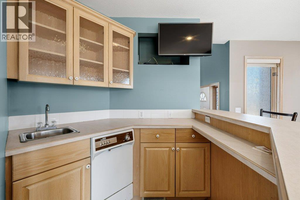 5226 Clarence Road, Peachland, British Columbia  V0H 1X2 - Photo 25 - 10383416