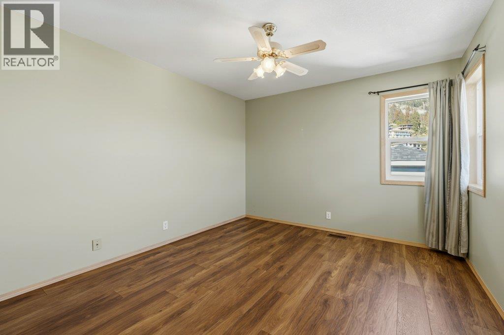 5226 Clarence Road, Peachland, British Columbia  V0H 1X2 - Photo 45 - 10383416