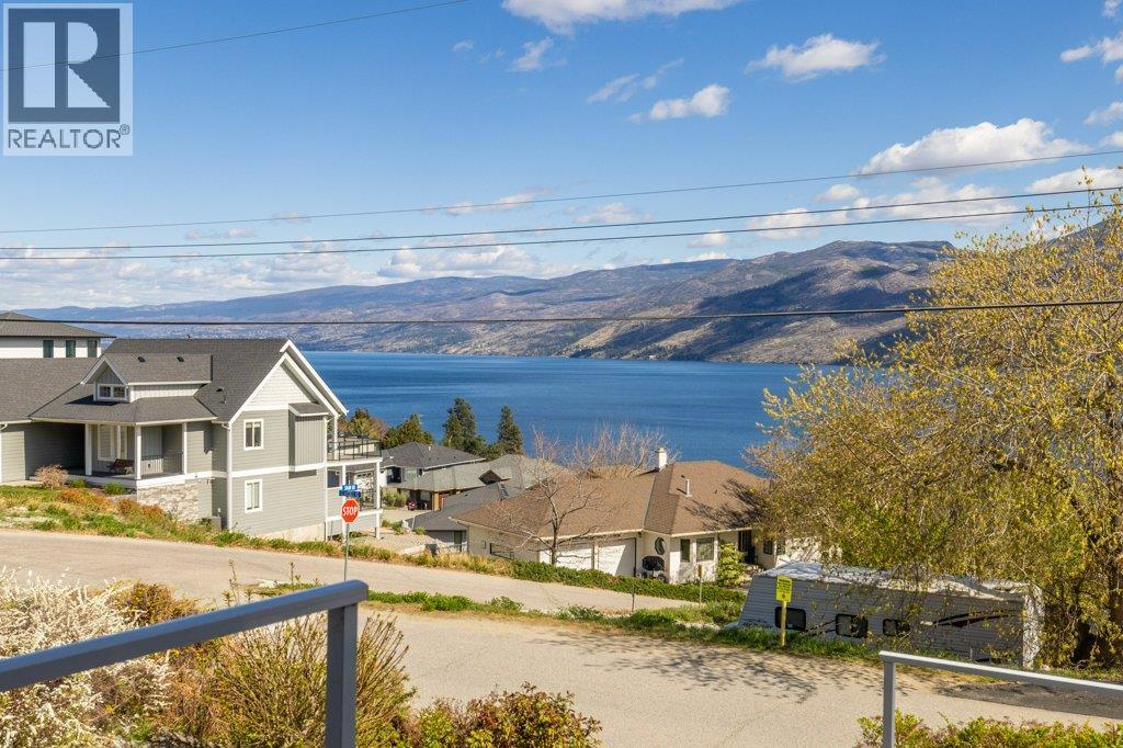 5226 Clarence Road, Peachland, British Columbia  V0H 1X2 - Photo 8 - 10383416