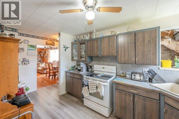 5009 13th Avenue, Okanagan Falls, British Columbia  V0H 1R4 - Photo 31 - 10384117