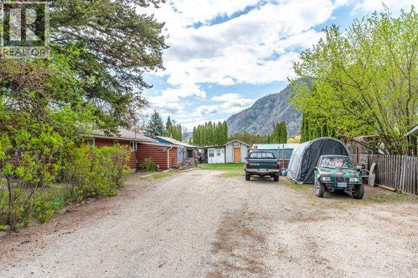 5009 13th Avenue, Okanagan Falls, British Columbia  V0H 1R4 - Photo 62 - 10384117