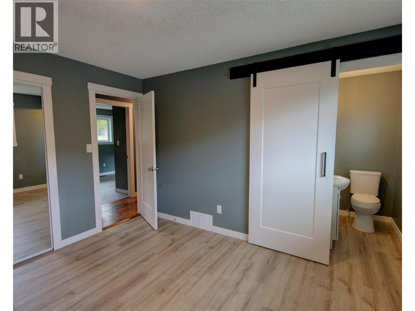 2755 Balsam Lane, Lumby, British Columbia  V0E 2G5 - Photo 17 - 10384051