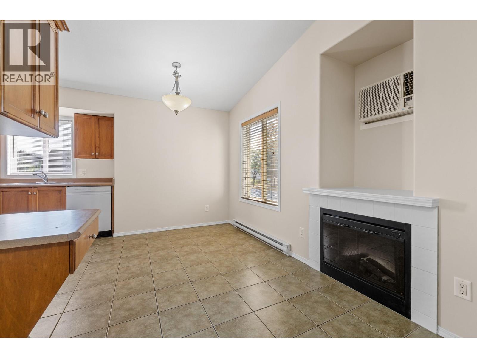 1320 Graham Street, Kelowna, British Columbia  V1Y 9X7 - Photo 10 - 10383809