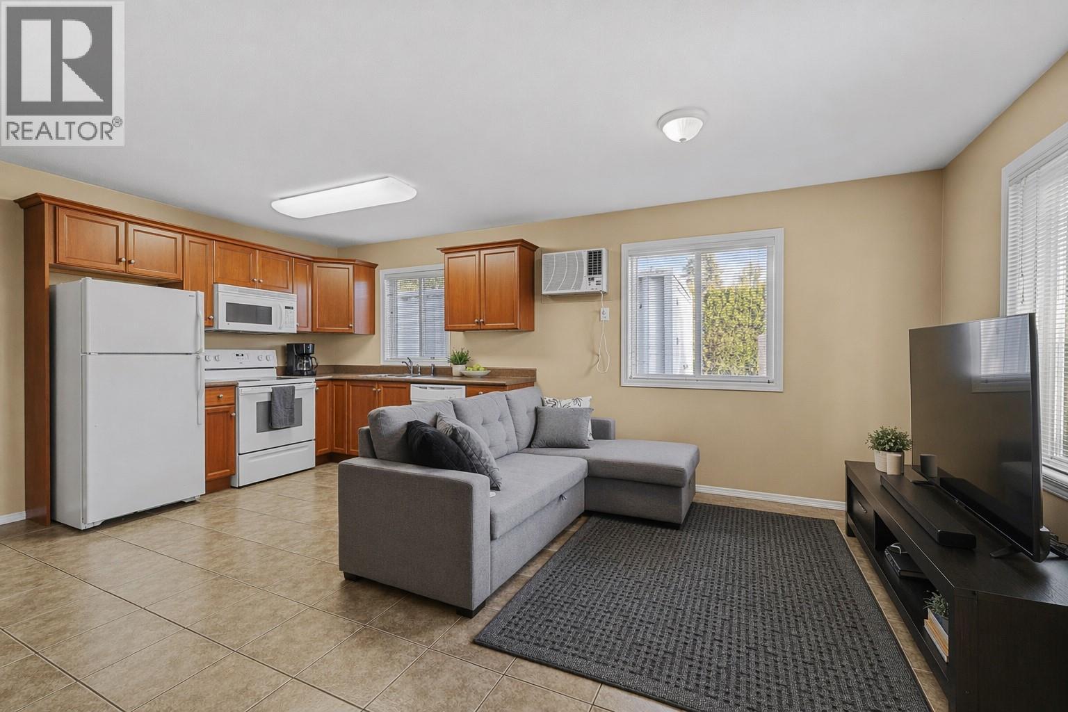 1320 Graham Street, Kelowna, British Columbia  V1Y 9X7 - Photo 25 - 10383809