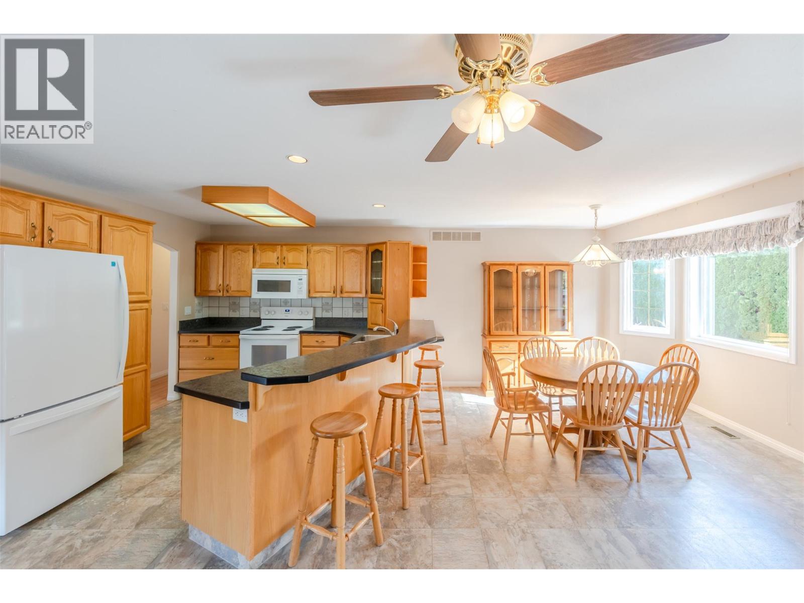 5001 Weldon Avenue, Summerland, British Columbia  V0H 1Z9 - Photo 6 - 10384124