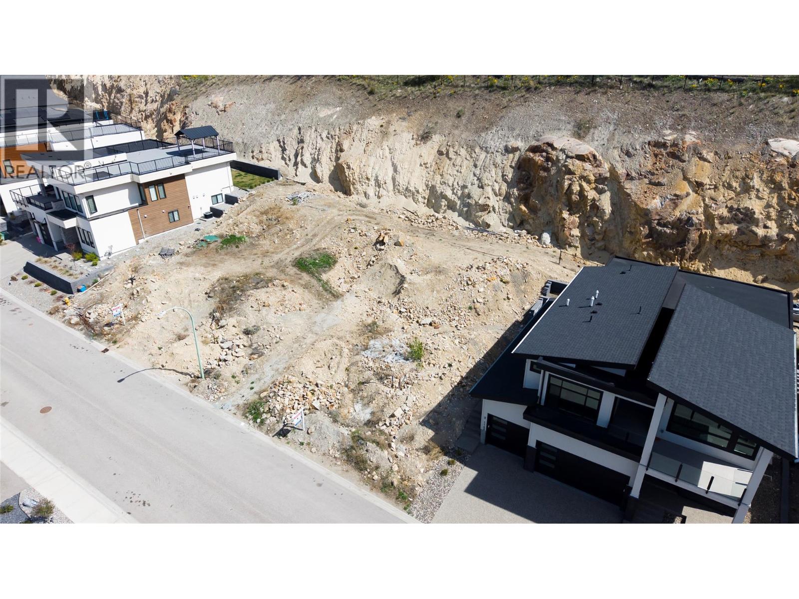 1173 Lone Pine Drive, Kelowna, British Columbia  V1P 0A5 - Photo 2 - 10384111