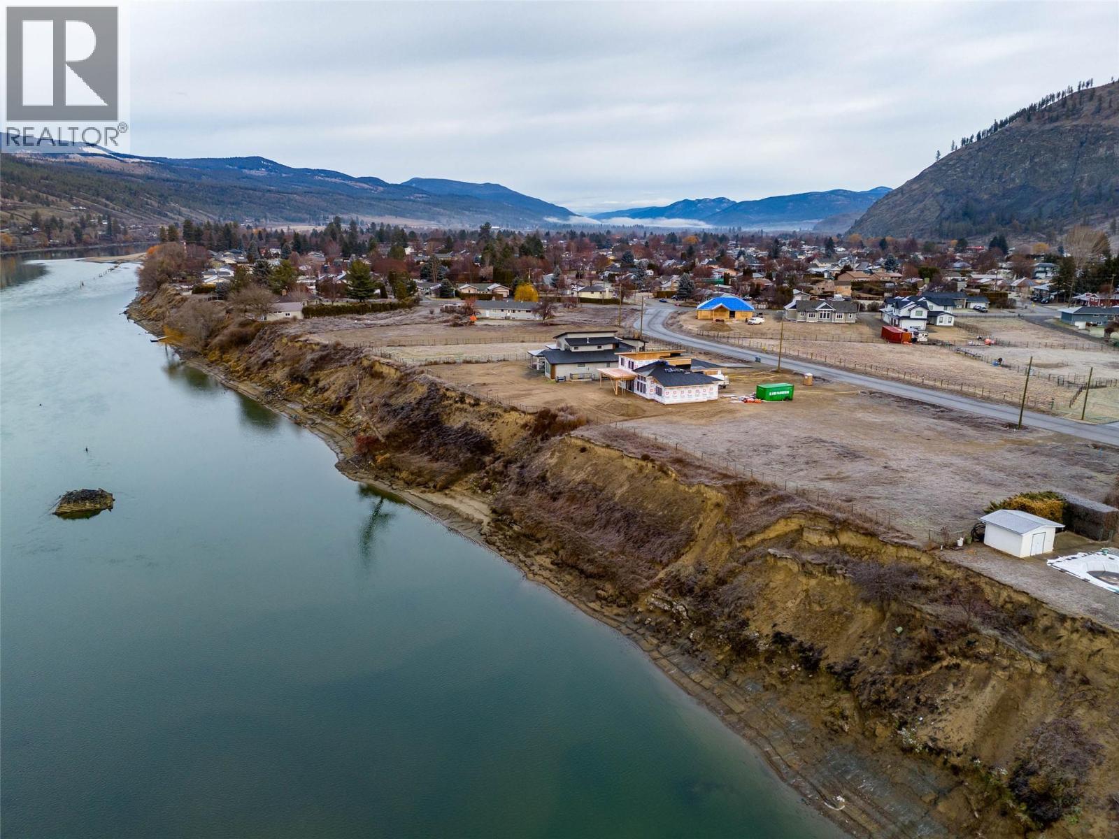 4143 Davie Road, Kamloops, British Columbia  V2H 1T7 - Photo 5 - 10384099