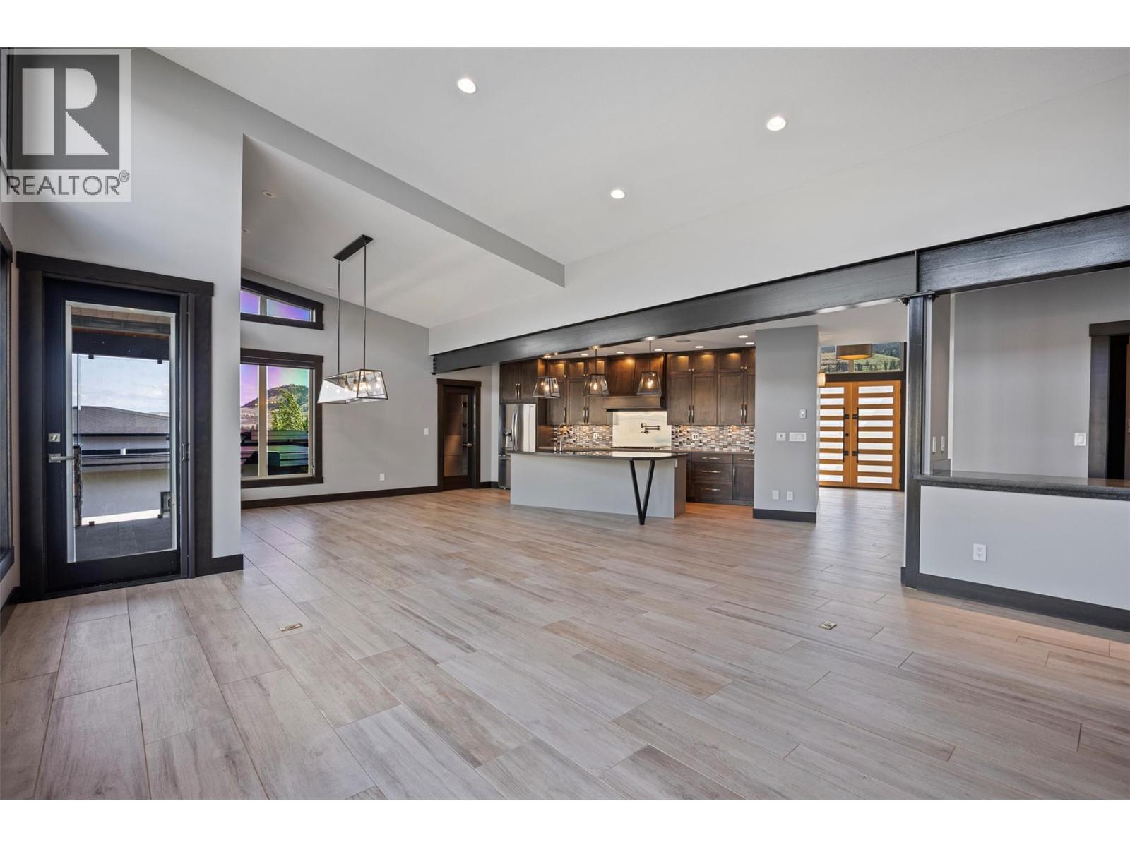 265 Holloway Drive, Kamloops, British Columbia  V1S 0B3 - Photo 14 - 10384007