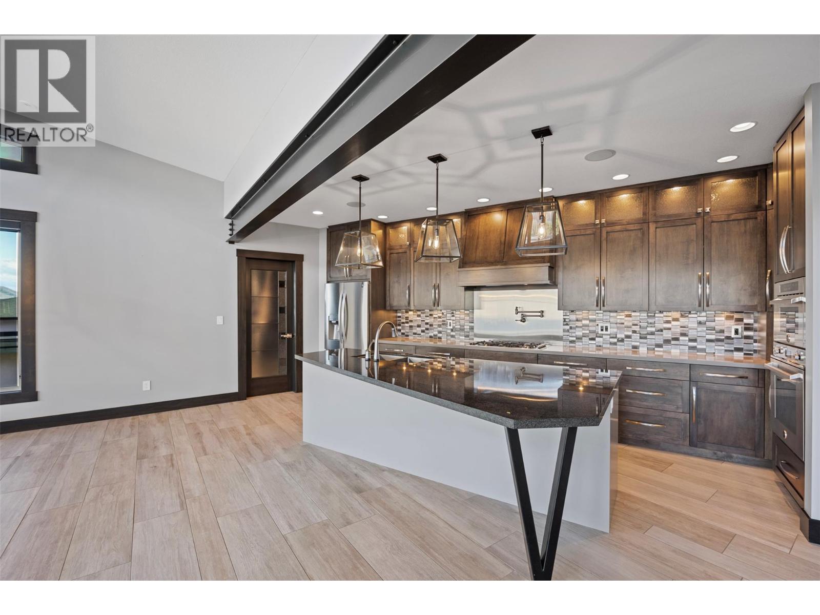 265 Holloway Drive, Kamloops, British Columbia  V1S 0B3 - Photo 17 - 10384007