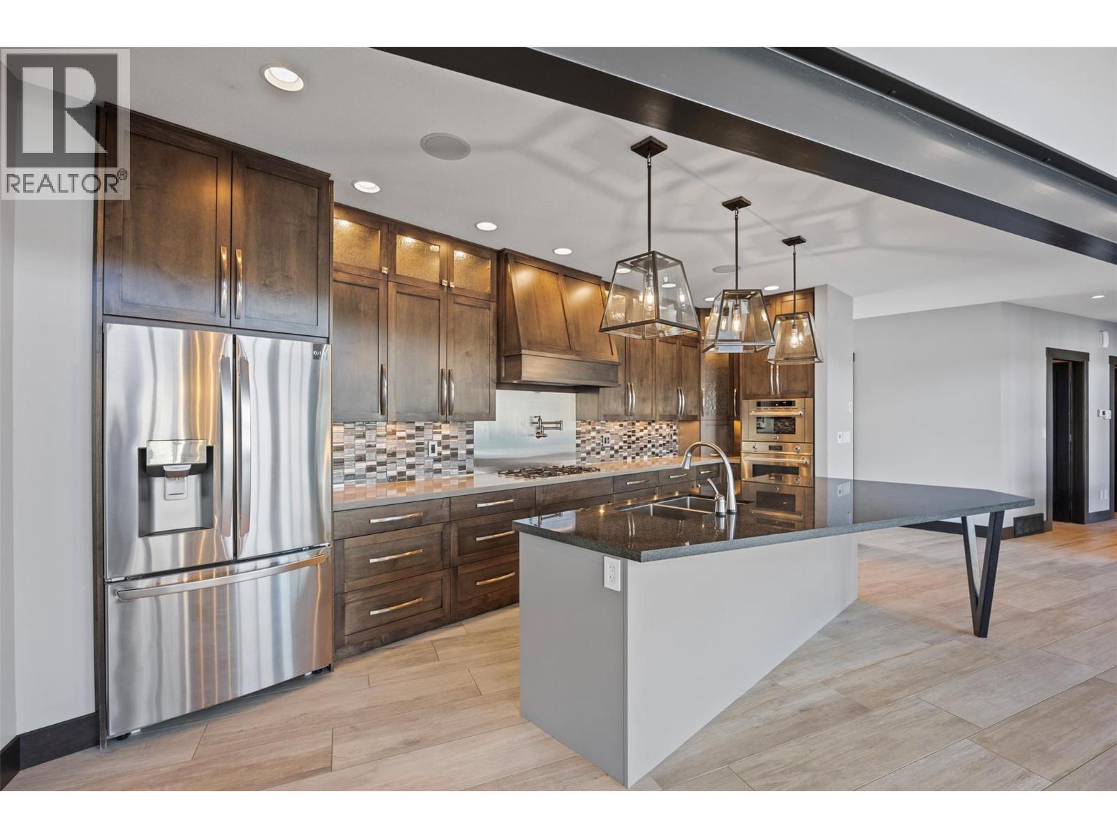 265 Holloway Drive, Kamloops, British Columbia  V1S 0B3 - Photo 18 - 10384007