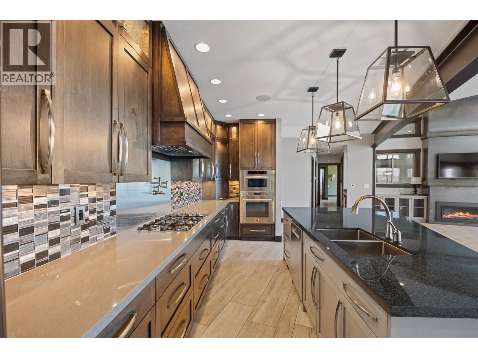 265 Holloway Drive, Kamloops, British Columbia  V1S 0B3 - Photo 20 - 10384007