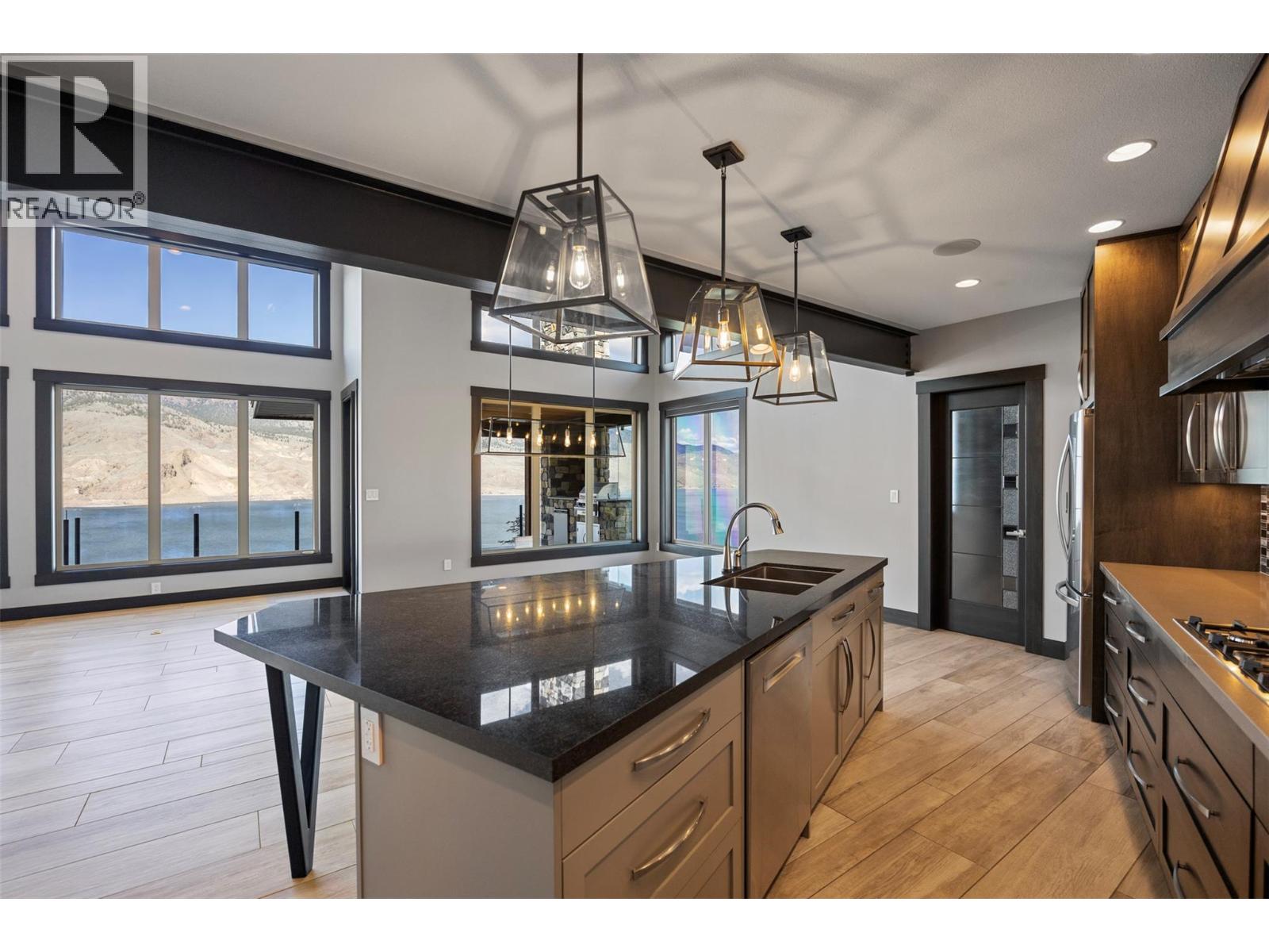 265 Holloway Drive, Kamloops, British Columbia  V1S 0B3 - Photo 21 - 10384007