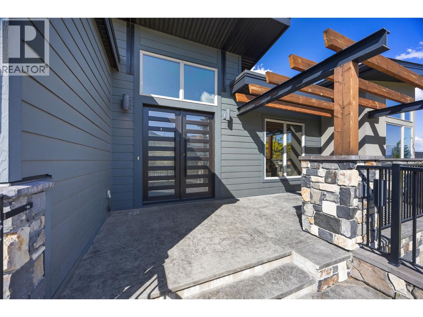 265 Holloway Drive, Kamloops, British Columbia  V1S 0B3 - Photo 3 - 10384007