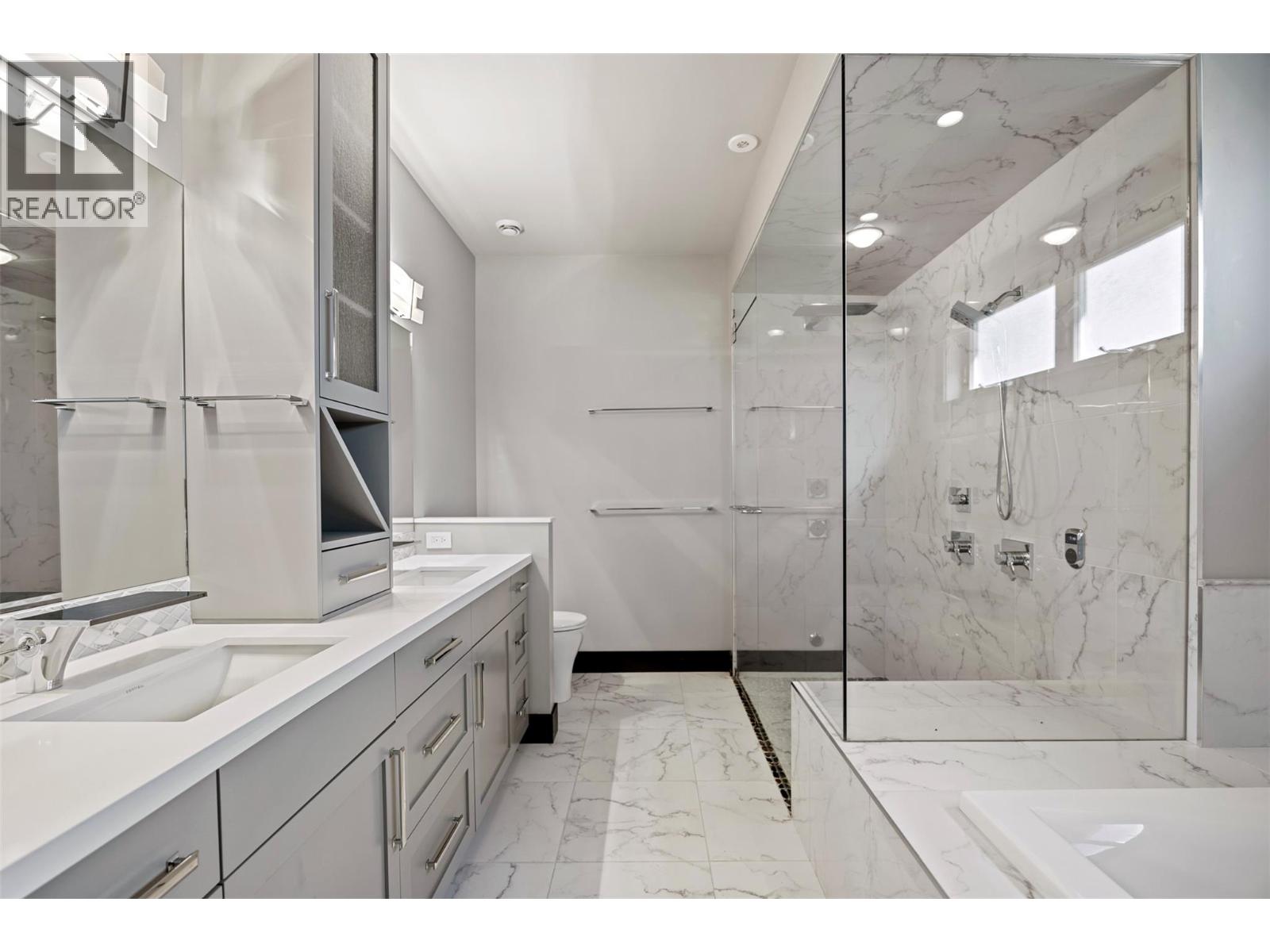 265 Holloway Drive, Kamloops, British Columbia  V1S 0B3 - Photo 39 - 10384007