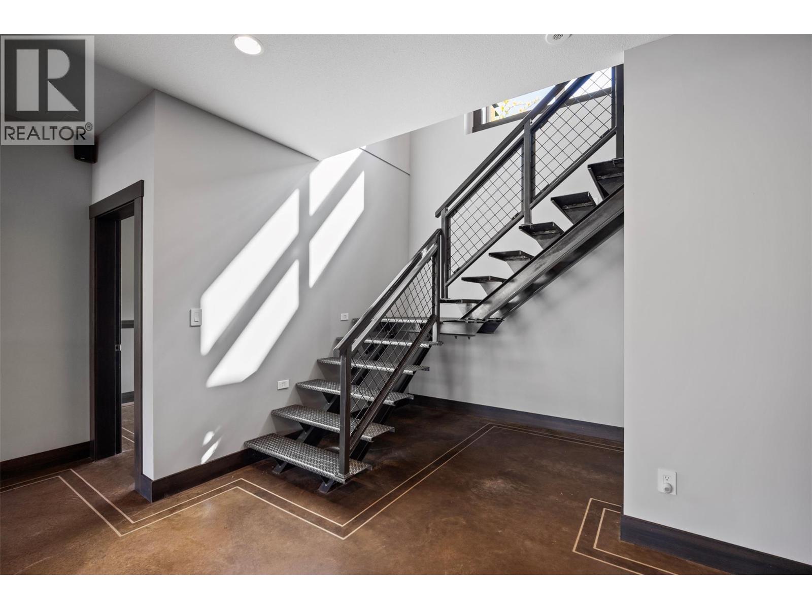 265 Holloway Drive, Kamloops, British Columbia  V1S 0B3 - Photo 62 - 10384007