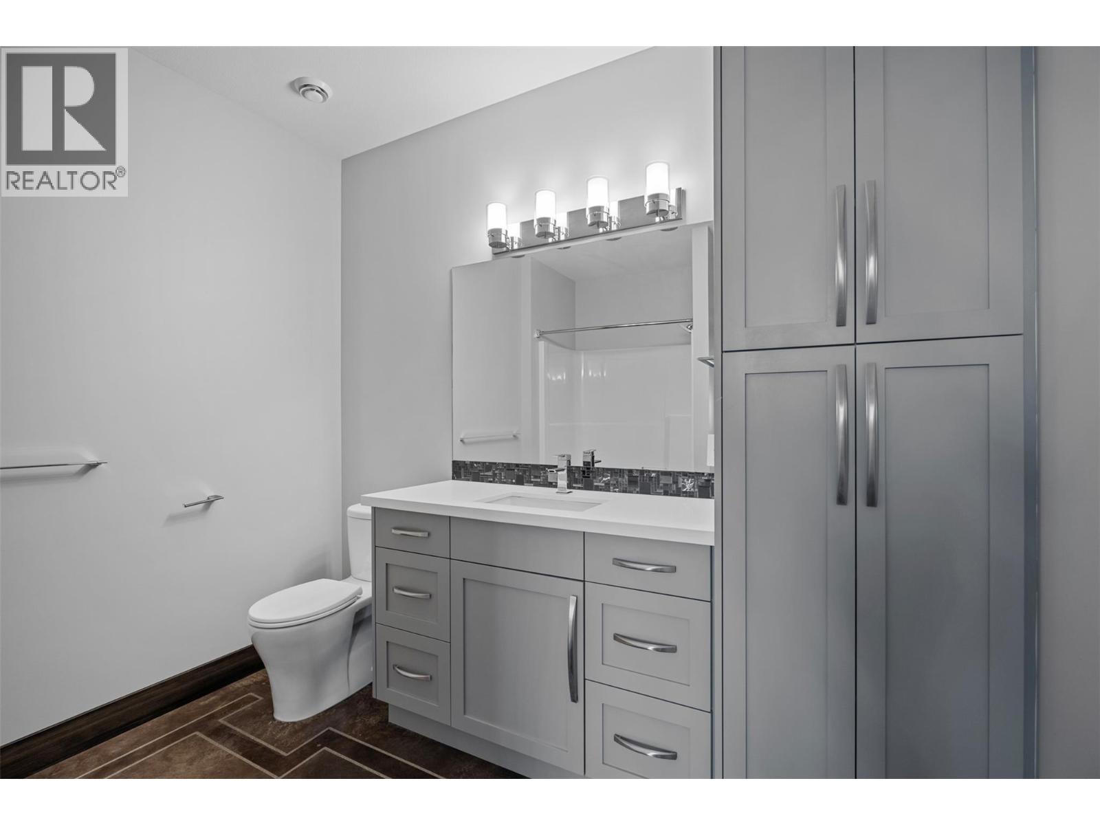 265 Holloway Drive, Kamloops, British Columbia  V1S 0B3 - Photo 70 - 10384007