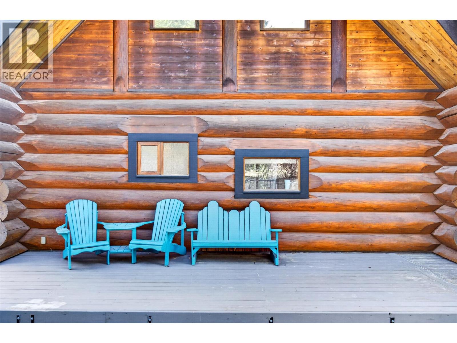 2403 Mount Tuam Crescent, Sorrento, British Columbia  V0E 2W2 - Photo 3 - 10383836