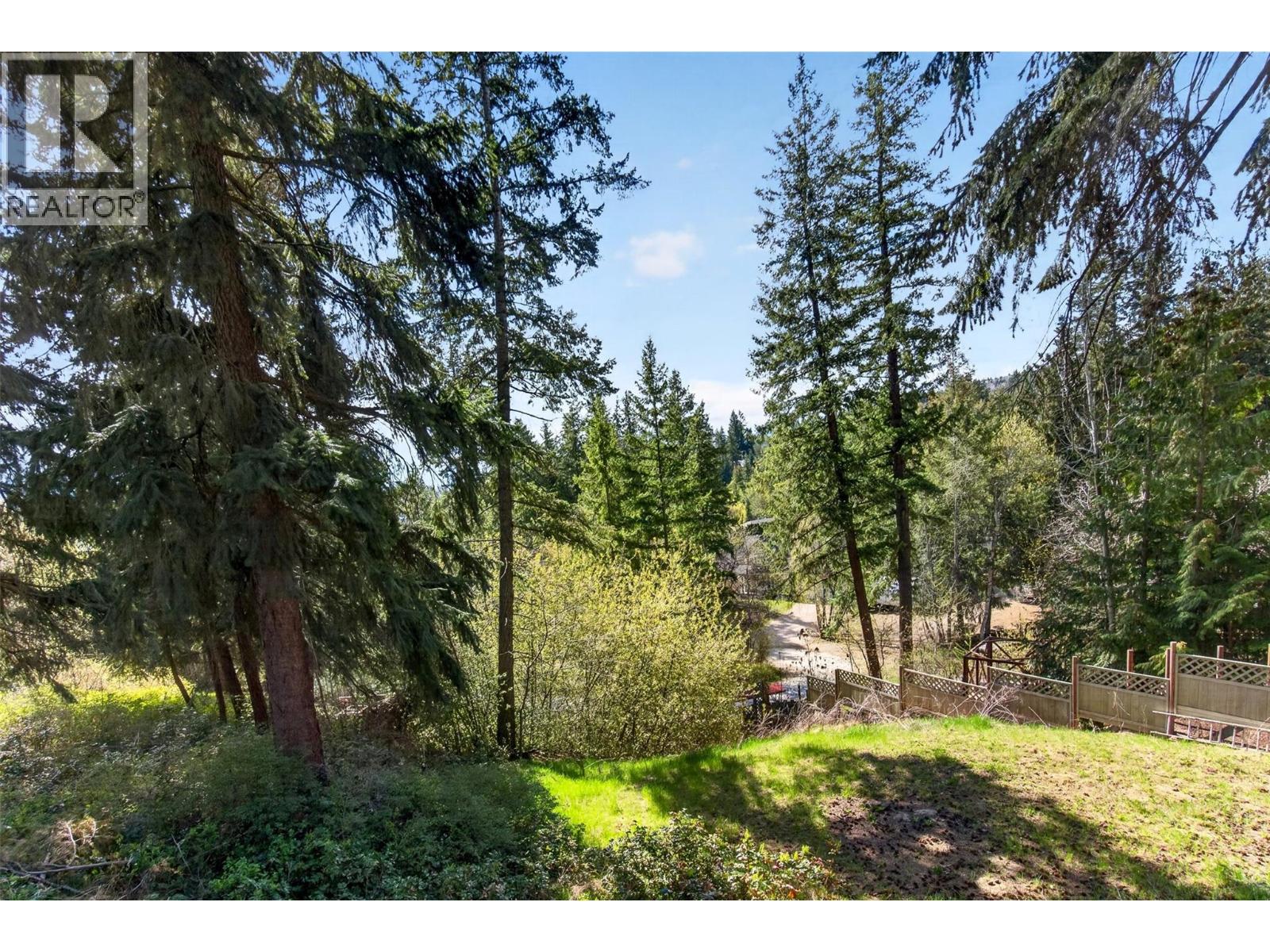 2403 Mount Tuam Crescent, Sorrento, British Columbia  V0E 2W2 - Photo 51 - 10383836