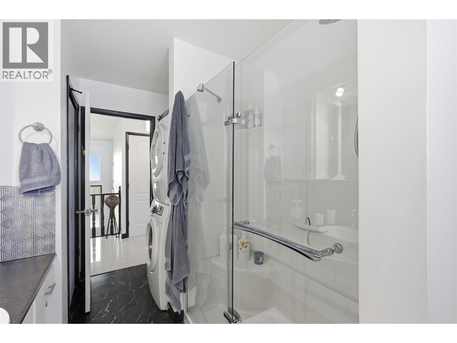 2165 Ponderosa Avenue, Kamloops, British Columbia  V2B 4V8 - Photo 30 - 10383696