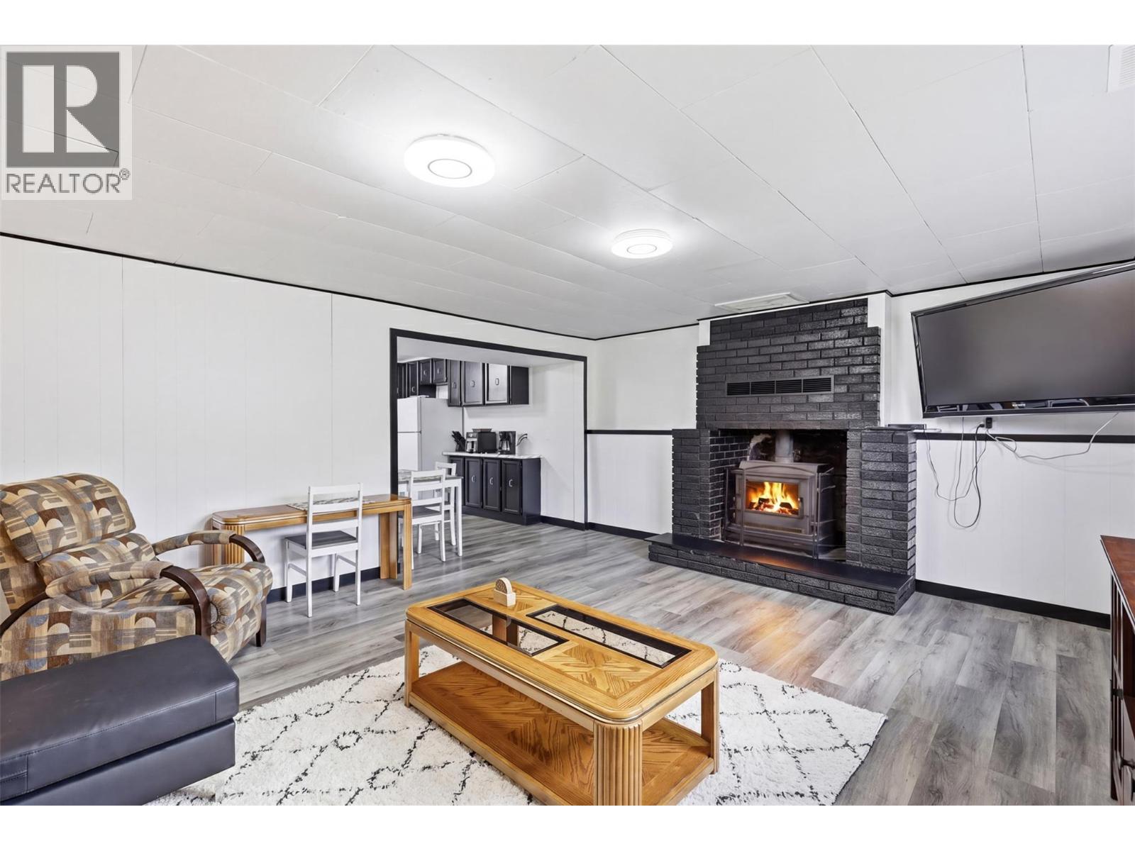 2165 Ponderosa Avenue, Kamloops, British Columbia  V2B 4V8 - Photo 38 - 10383696