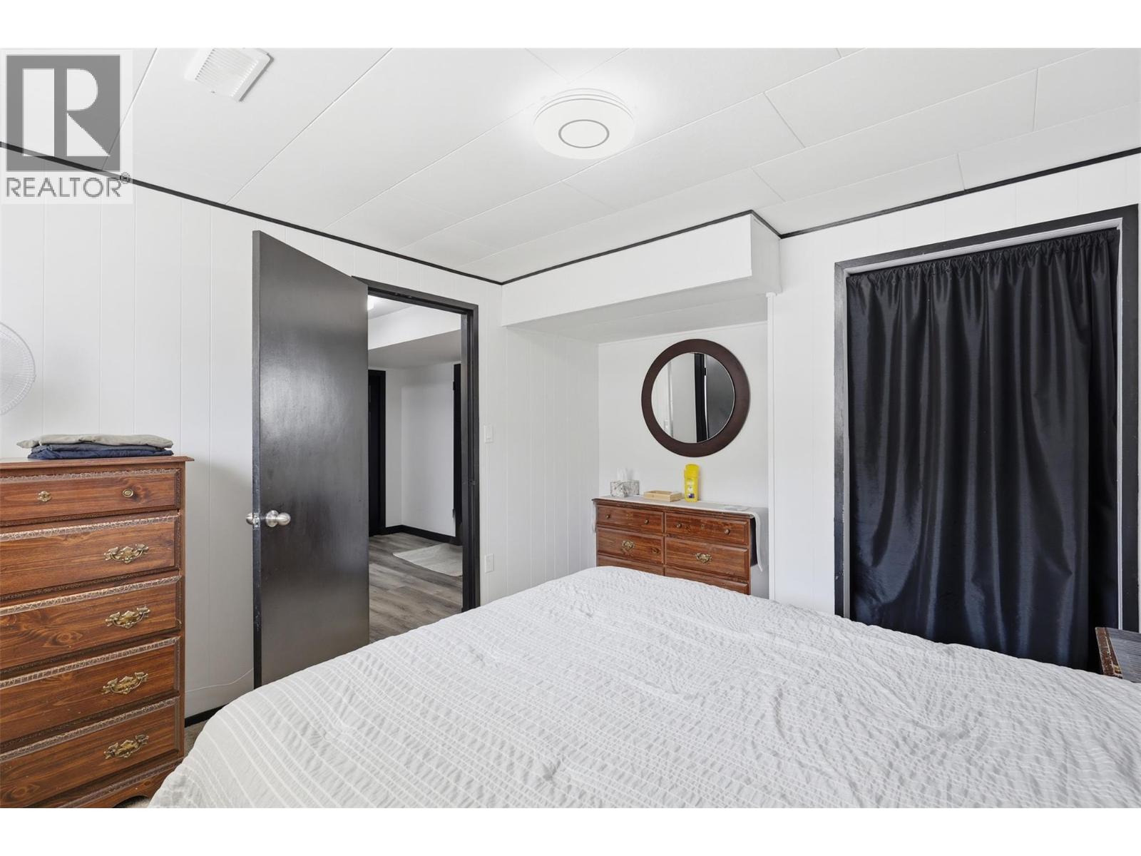 2165 Ponderosa Avenue, Kamloops, British Columbia  V2B 4V8 - Photo 43 - 10383696