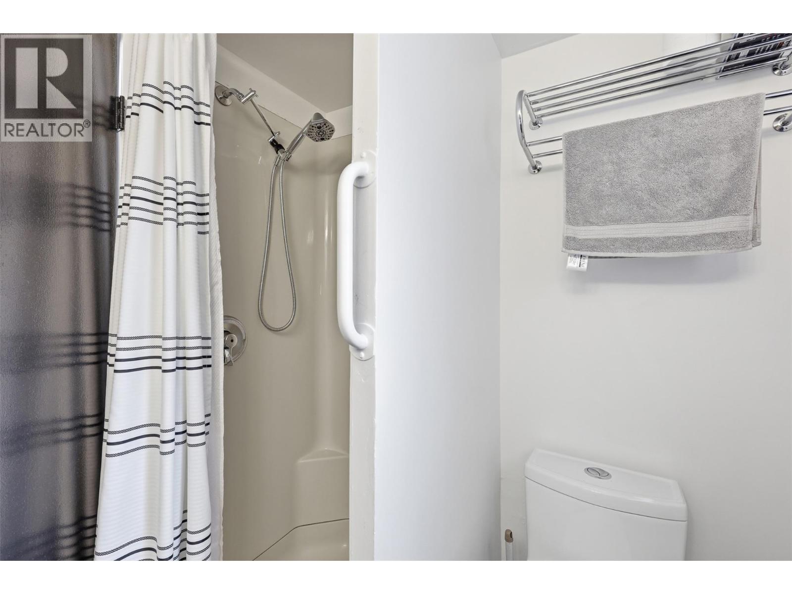 2165 Ponderosa Avenue, Kamloops, British Columbia  V2B 4V8 - Photo 45 - 10383696