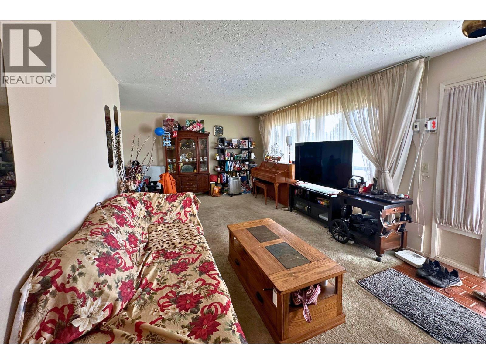 1456 Springfield Road, Kelowna, British Columbia  V1Y 5V3 - Photo 5 - 10381765