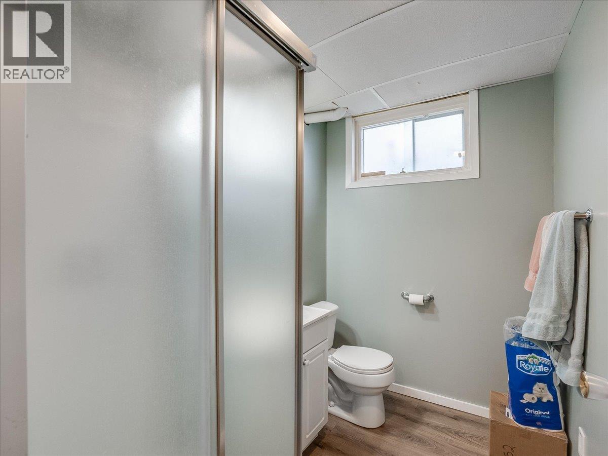 1500 3b Hwy, Fruitvale, British Columbia  V0G 1L1 - Photo 44 - 10384129