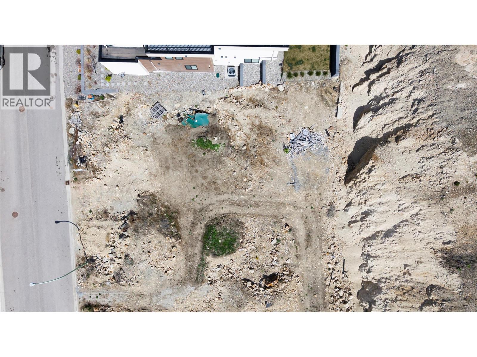 1181 Lone Pine Drive, Kelowna, British Columbia  V1P 0A5 - Photo 4 - 10384114