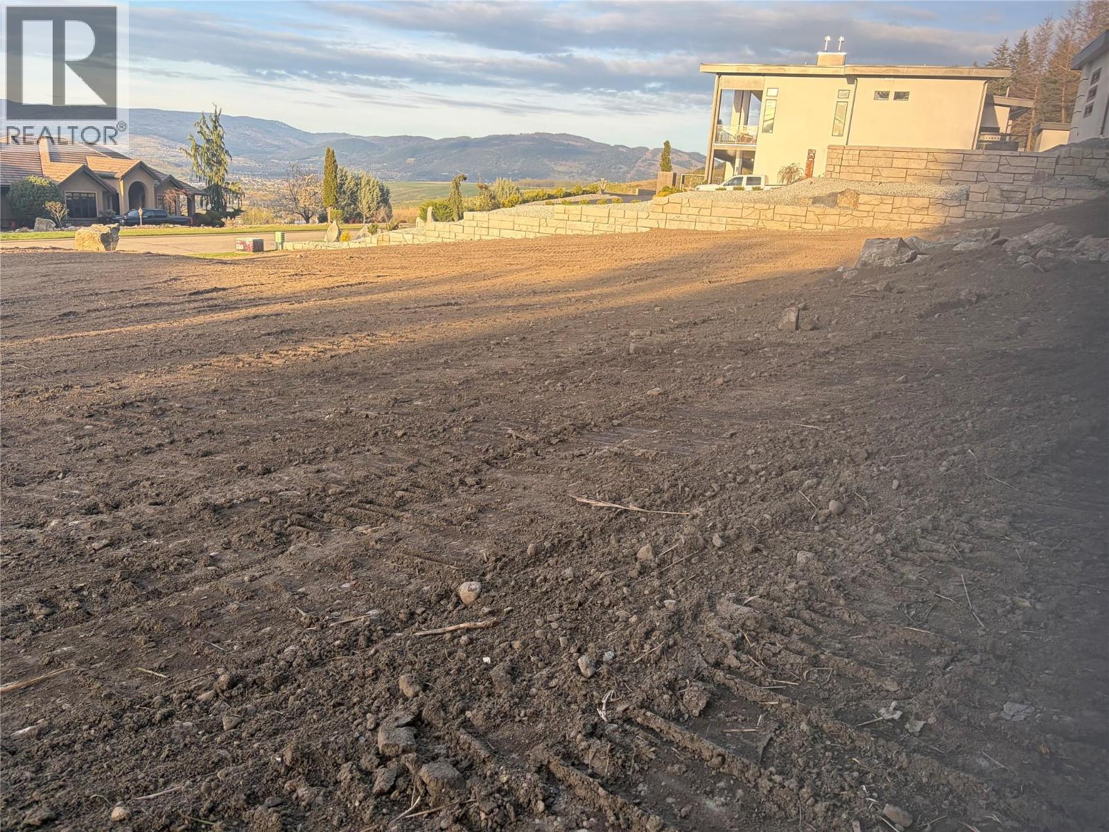 152 Sunset Boulevard, Vernon, British Columbia  V1H 1T7 - Photo 32 - 10384106