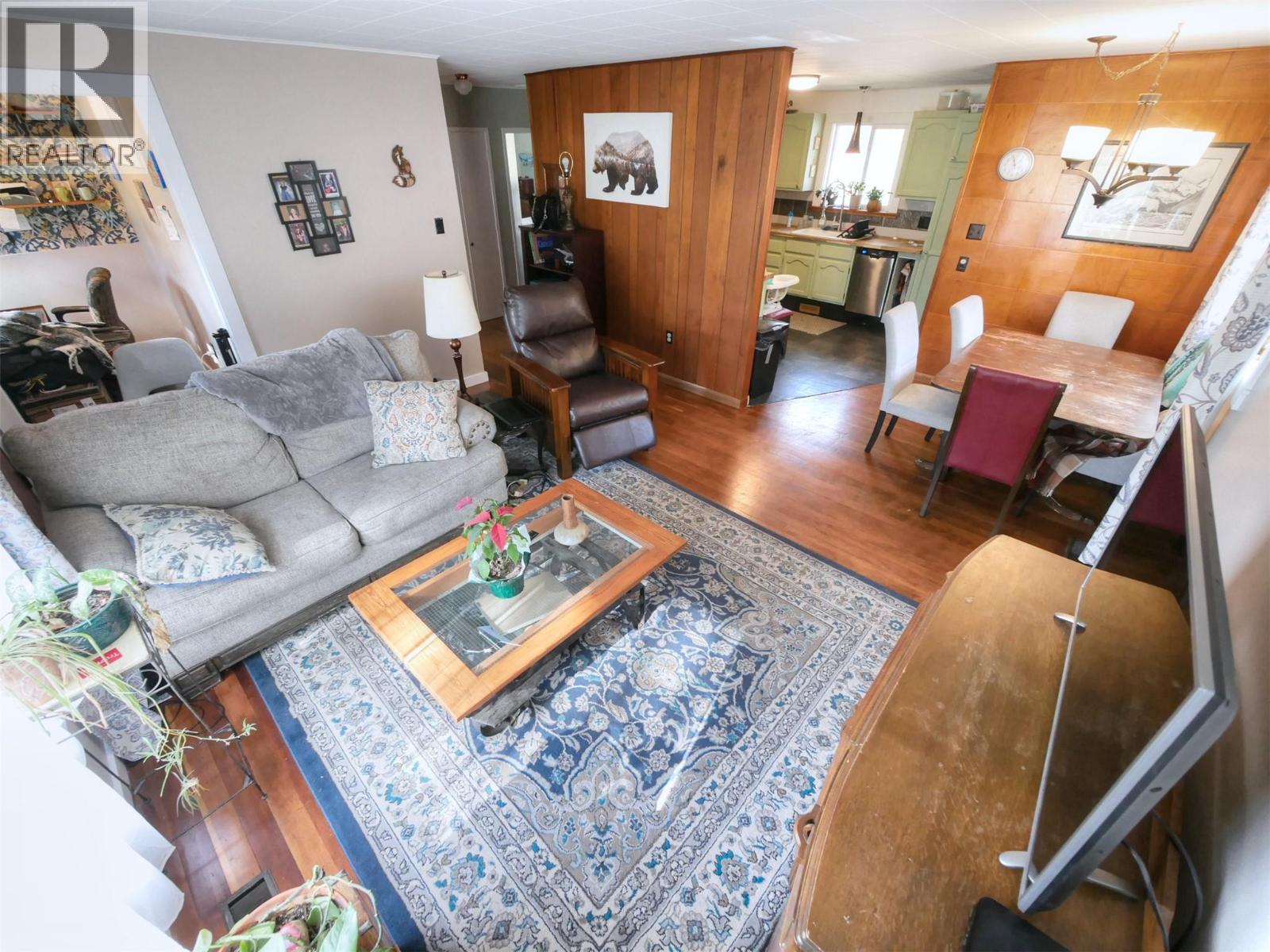 819 Glen Drive, Trail, British Columbia  V1R 1B5 - Photo 3 - 10384083