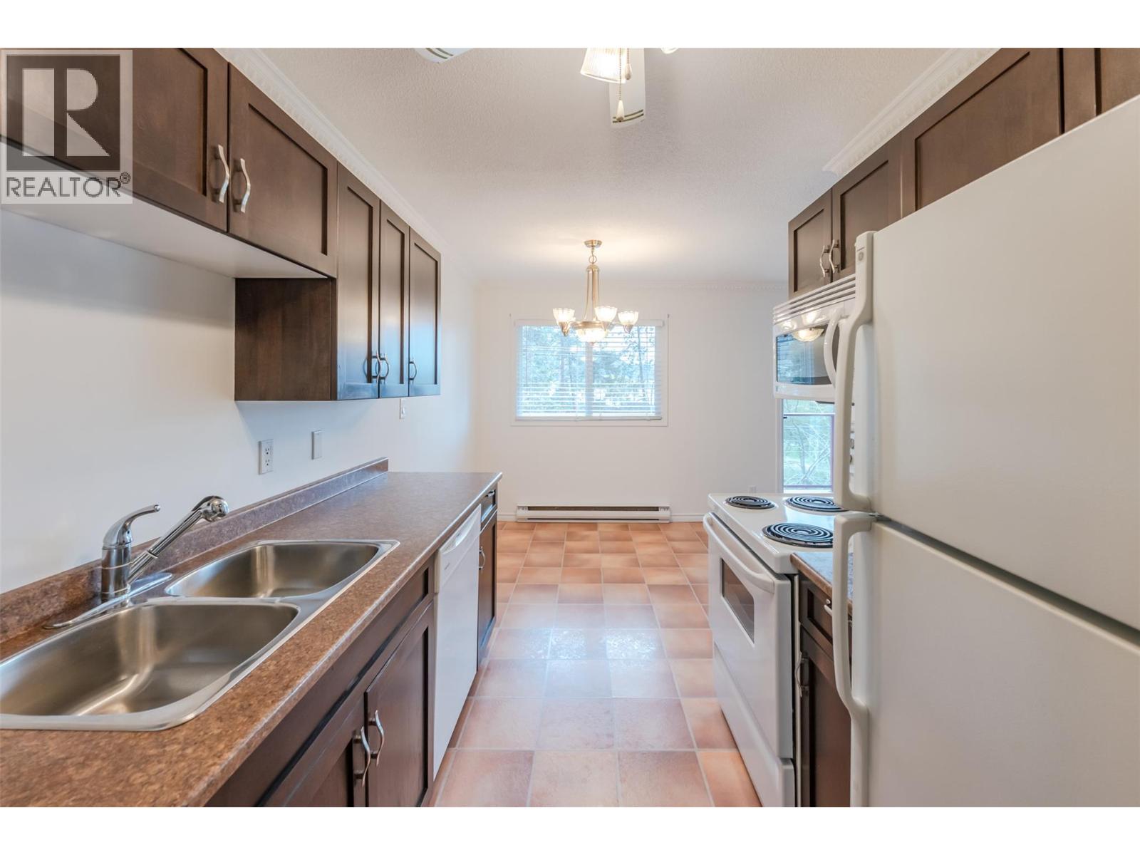 110 Skaha Place Unit# 401, Penticton, British Columbia  V2A 7L1 - Photo 14 - 10384147