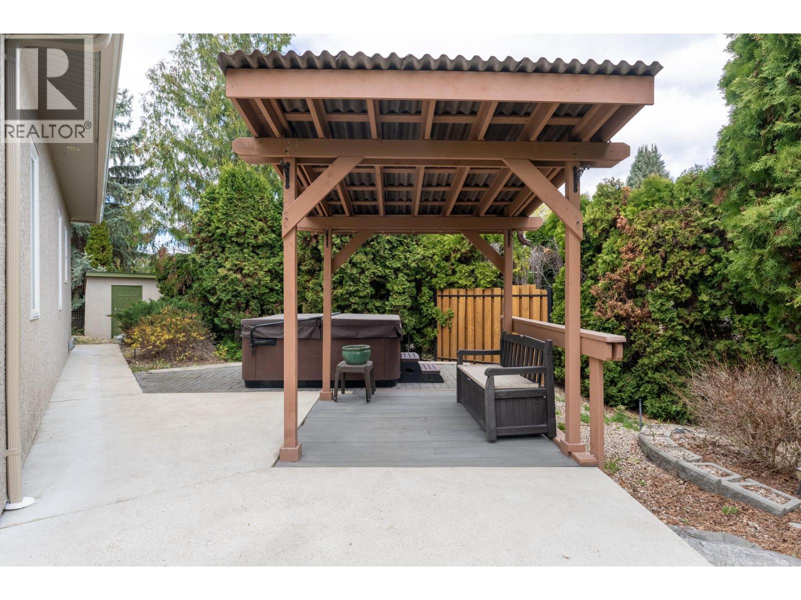 795 Torrs Court, Kelowna, British Columbia  V1W 1B5 - Photo 22 - 10383780