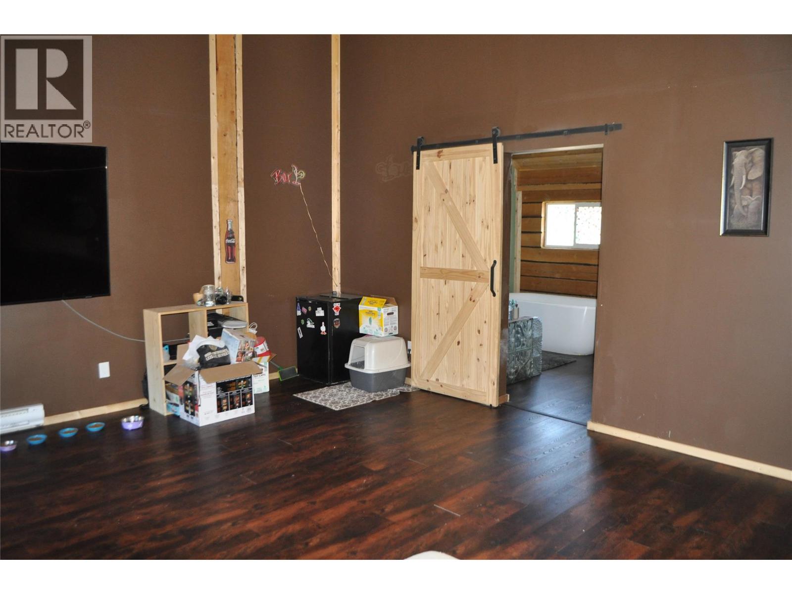 3903 Monte Lake Road, Kamloops, British Columbia  V0E 2N0 - Photo 11 - 10383305