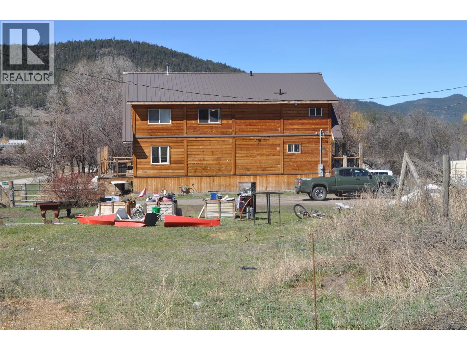 3903 Monte Lake Road, Kamloops, British Columbia  V0E 2N0 - Photo 4 - 10383305