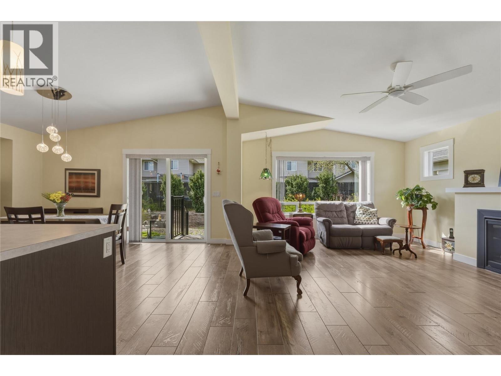 2100 55 Avenue Unit# 20, Vernon, British Columbia  V1T 9Y6 - Photo 5 - 10384039