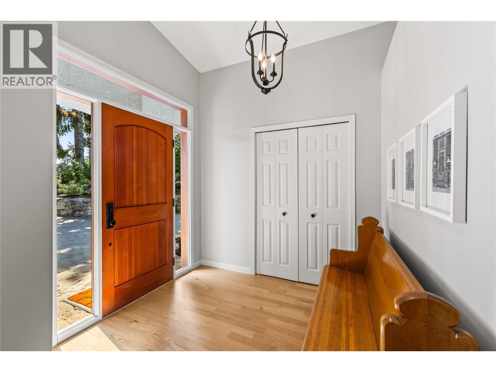 2919 Collens Hill Road, Kelowna, British Columbia  V1Z 1P6 - Photo 4 - 10383805